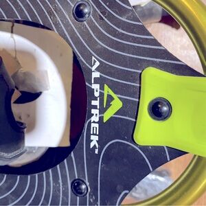 Alptrek Black and Neon Green Snowshoes